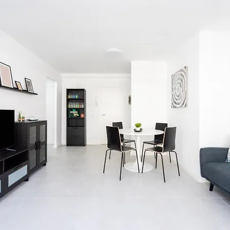 Home2book Paradise Cristianos, Pool & Wifi 아파트