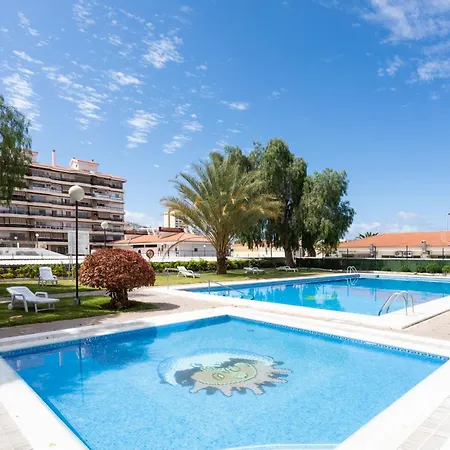 Home2book Paradise Cristianos, Pool & Wifi דירה *